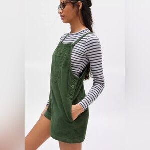 BDG Maya green Corduroy Romper Size Medium